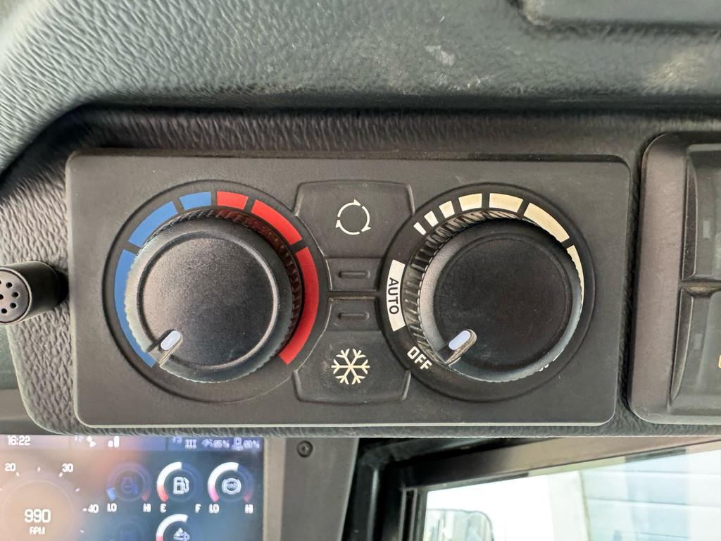 Kramer 8155 / Forks / bucket