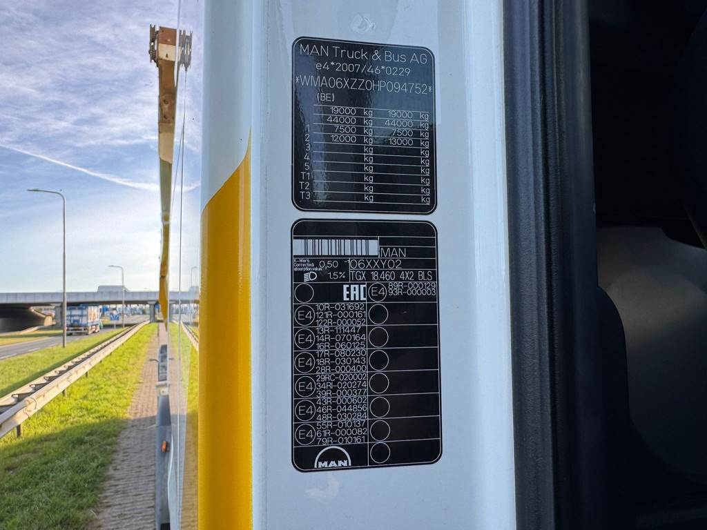 MAN TGX18 460