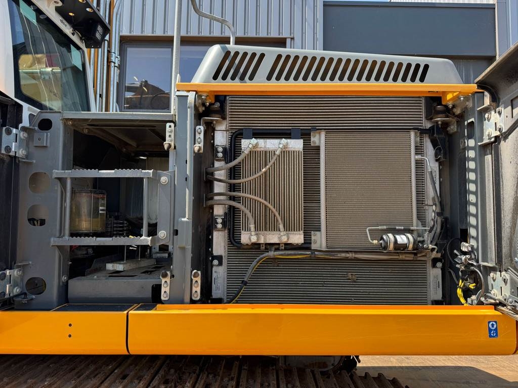 Liebherr R936 NLC