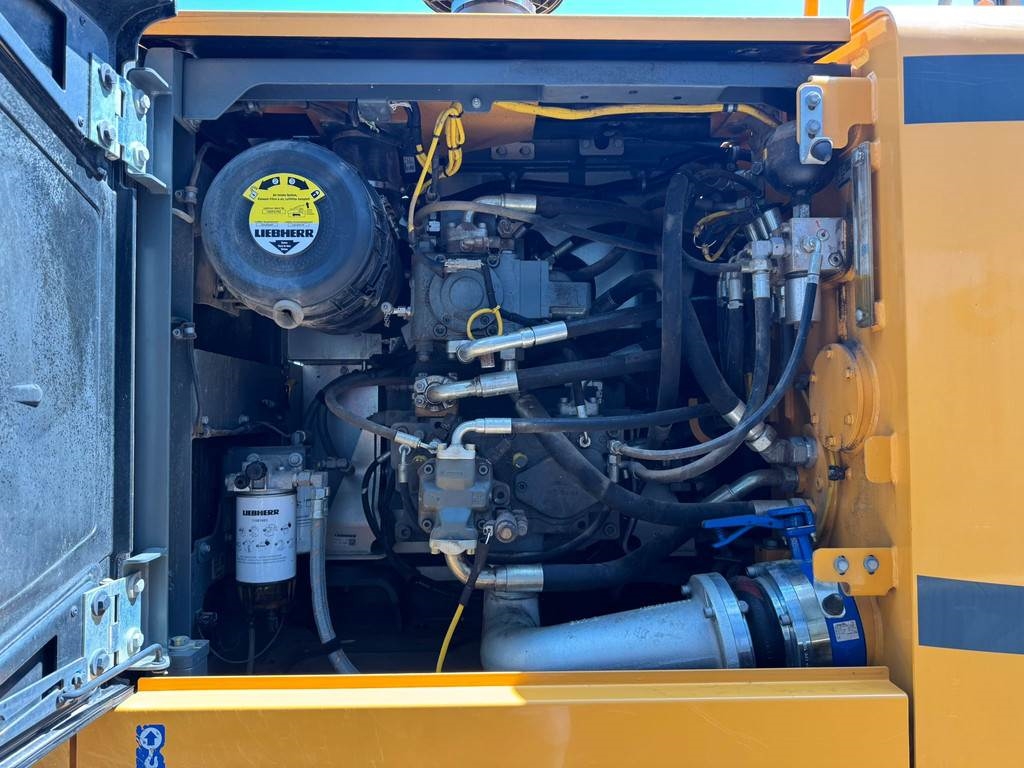Liebherr R936 NLC