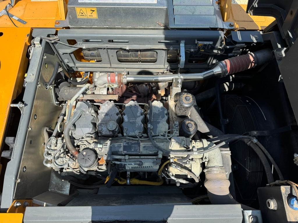 Liebherr R936 NLC