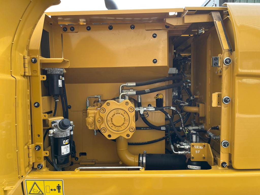 CAT 320D3 GC