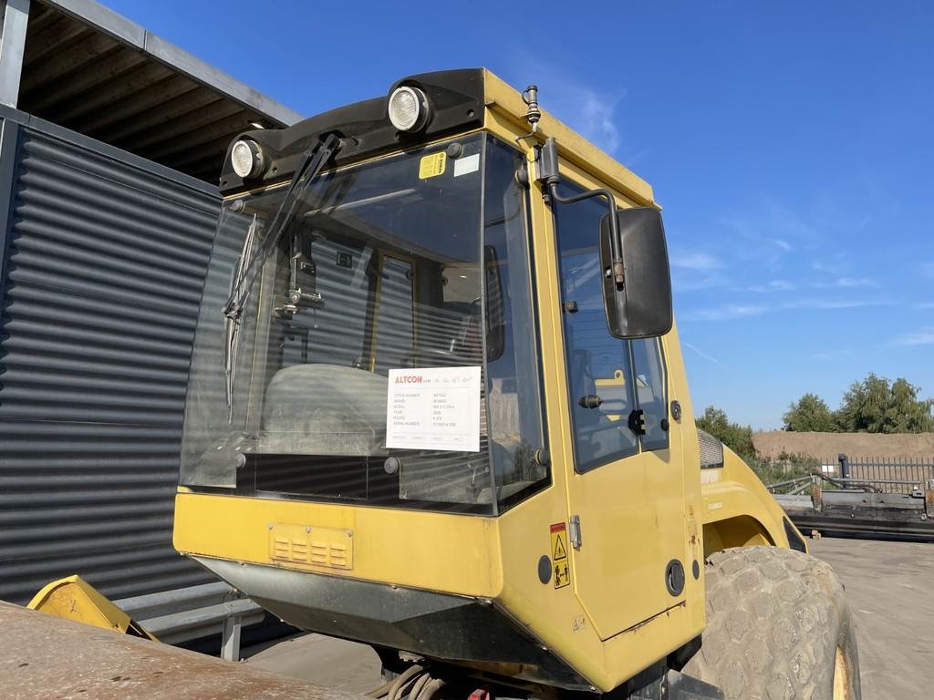 Bomag BW 213 DH-4