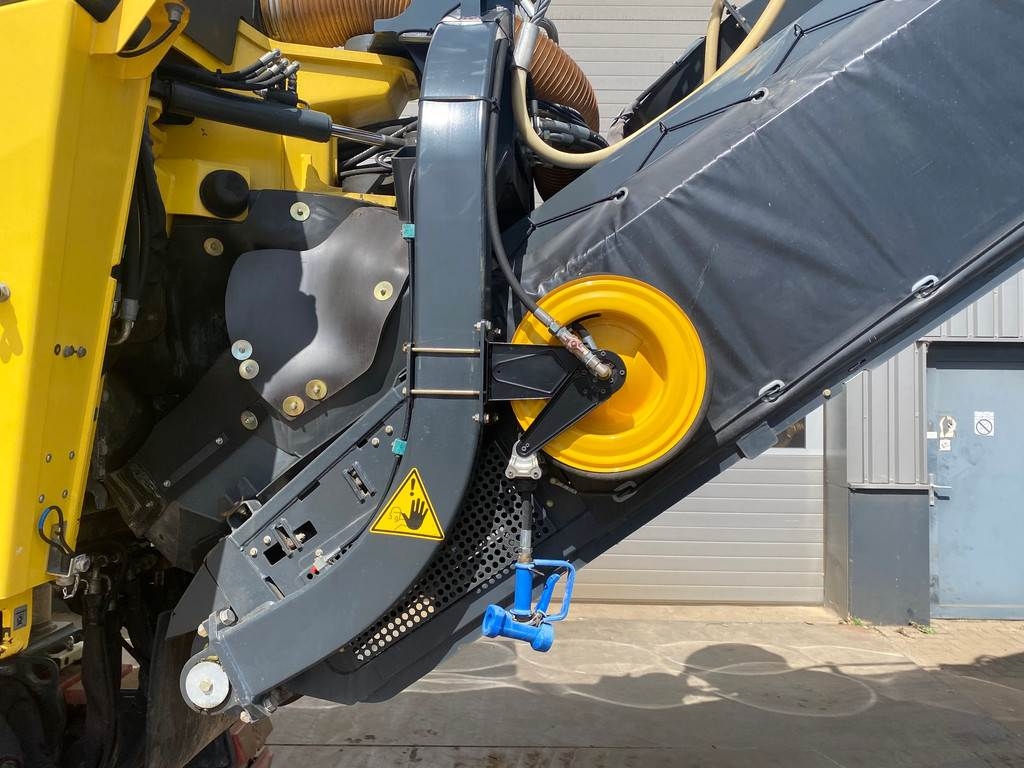 Bomag BM2000/75 Cold Planer