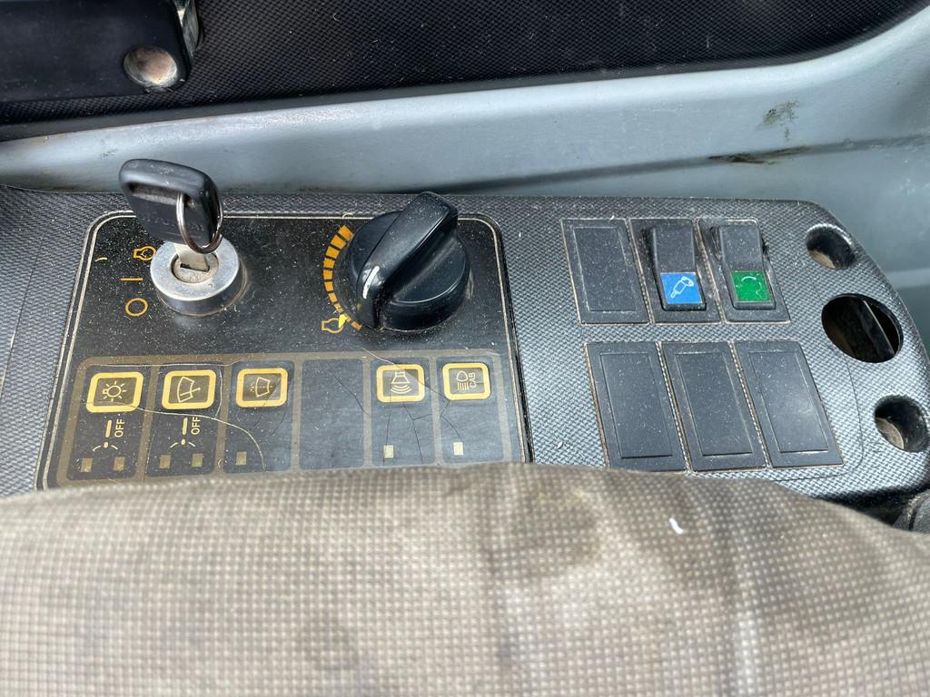 2009 Hyundai R210LC-7A-47143677
