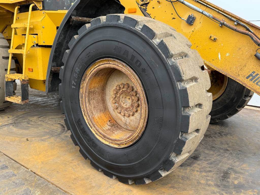 CAT 930H - New Tires / High-tip Bucket / Auto Greasing
