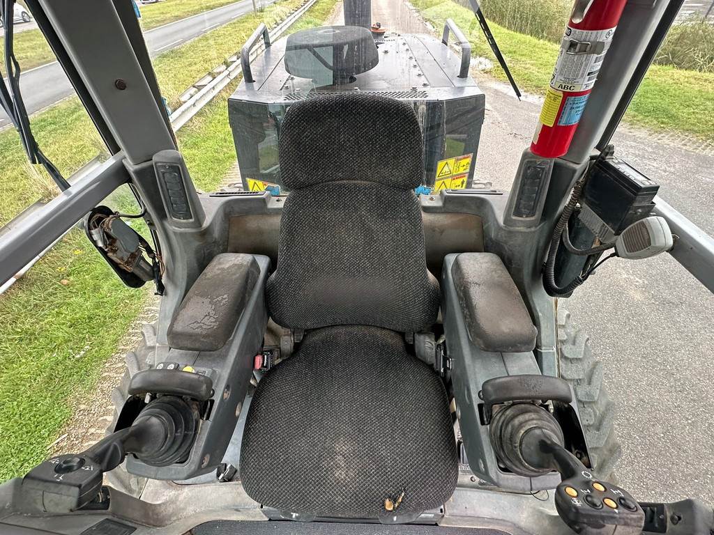CAT 140M Ripper + Pushblock