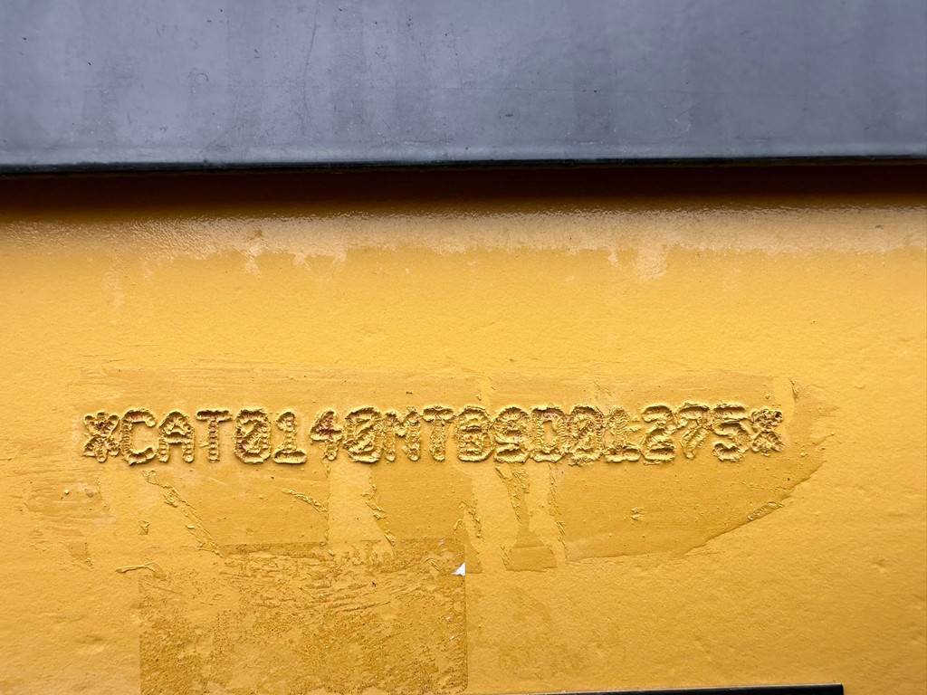 CAT 140M Ripper + Pushblock