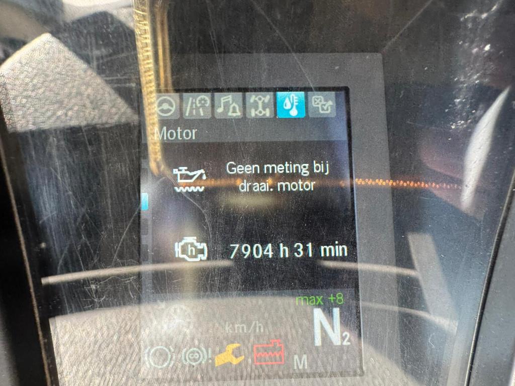 Mercedes-Benz Arocs 4848 8x8 tipper