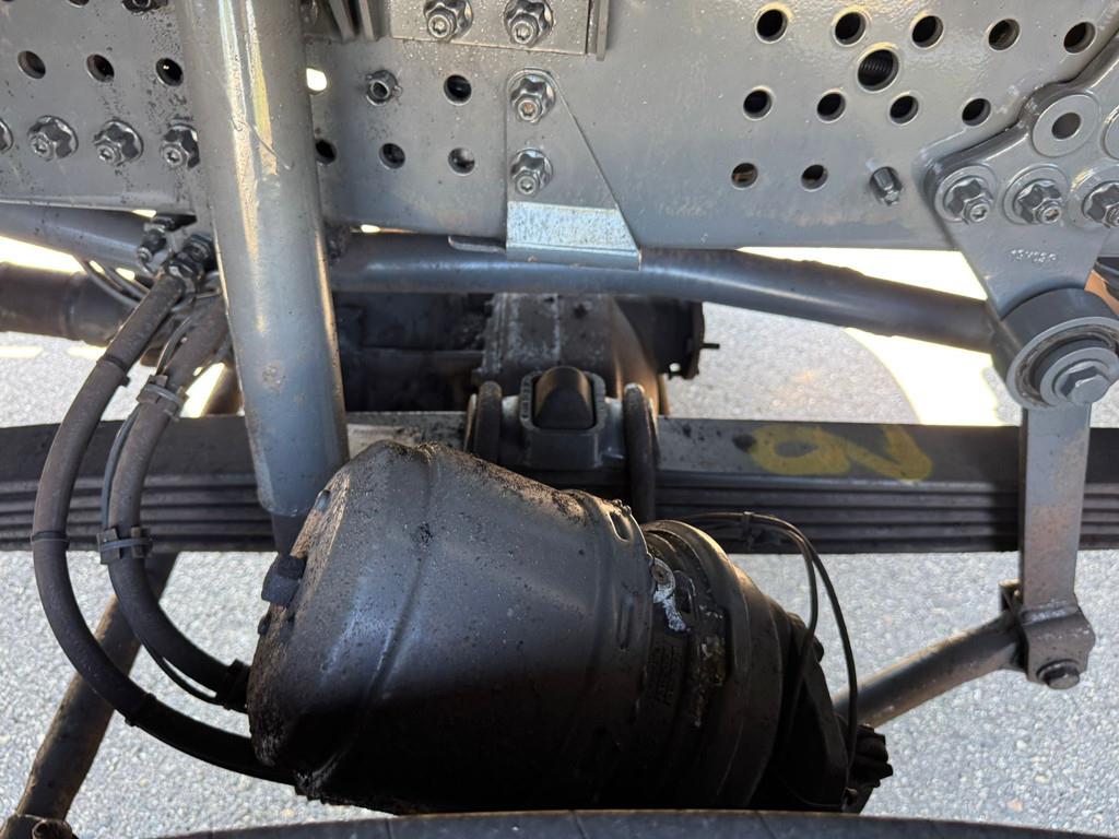 Mercedes-Benz Arocs 4848 8x8 tipper