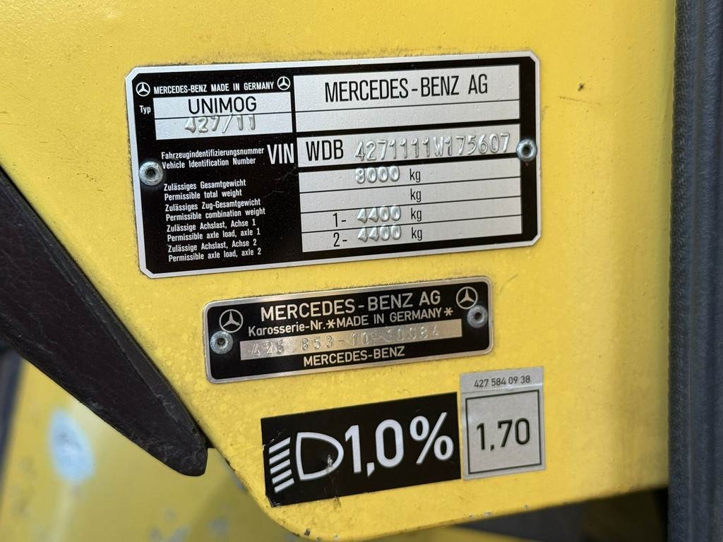 Mercedes-Benz Unimog 427/11 4x4