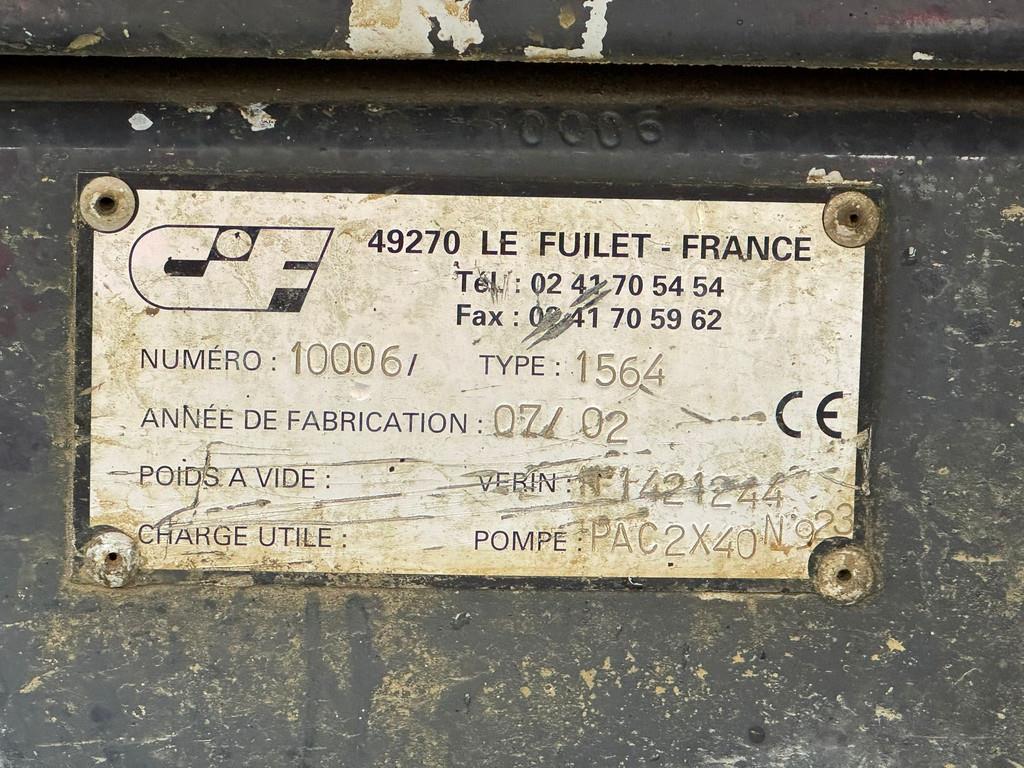 Renault Kerax 320.26 dCI 6x4 Kipper