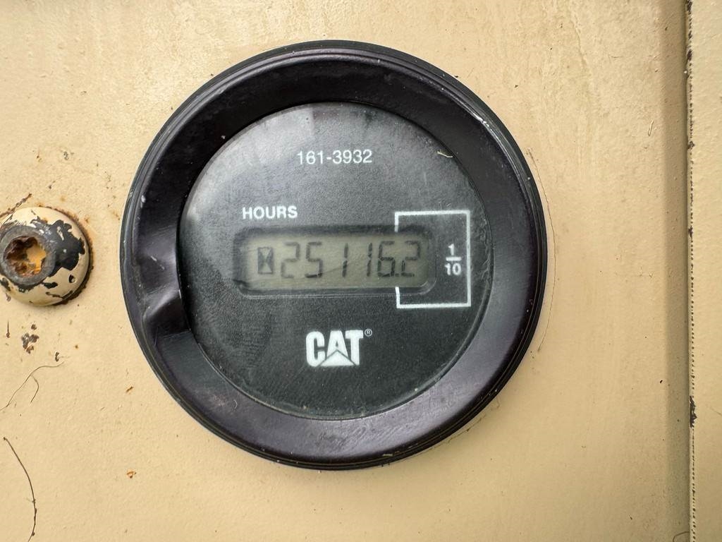 CAT 140H 3306 engine