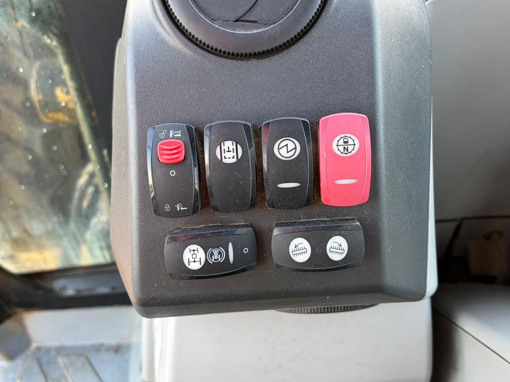 2013 Caterpillar 444F-45847550