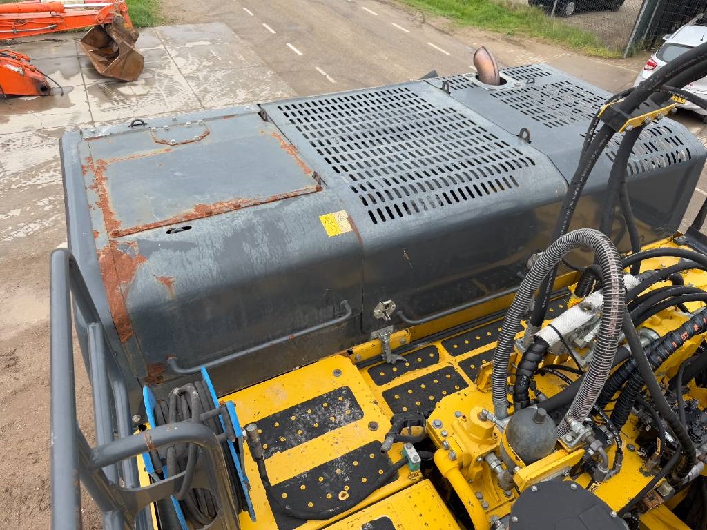 Komatsu PC490LC-10 UHD - 29m Demolition / Oilquick