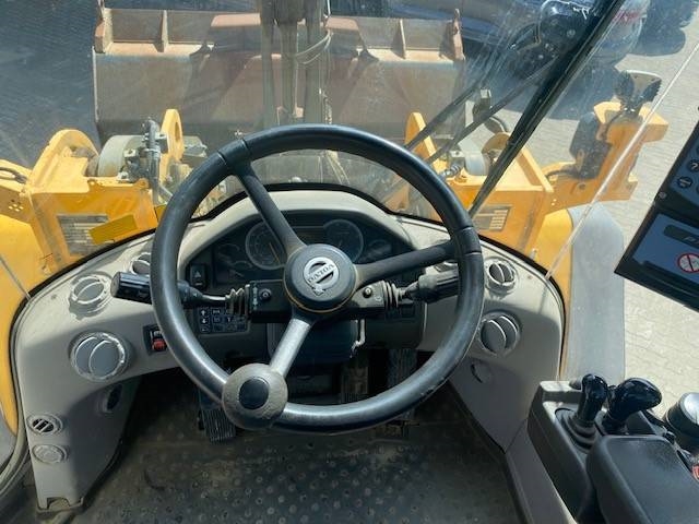 Volvo L 120 H (12005485)