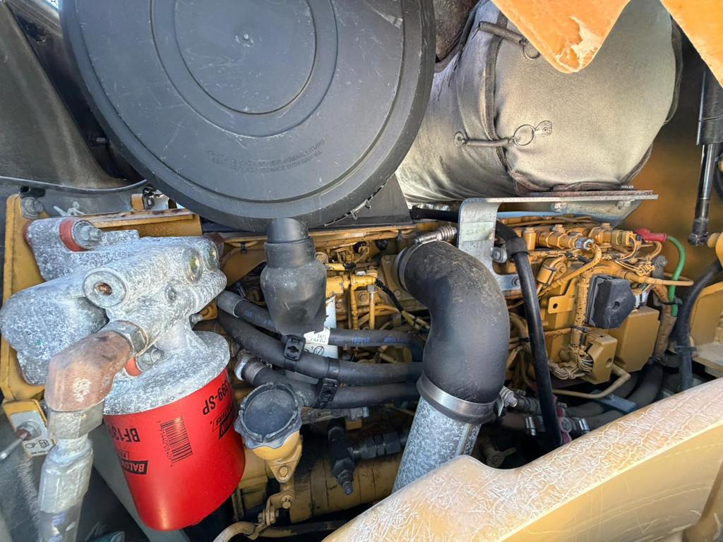 2011 Caterpillar CP76-47765905