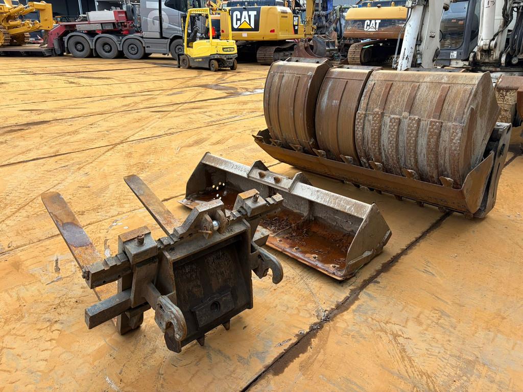 Mecalac 12MTX incl. 5 x bucket