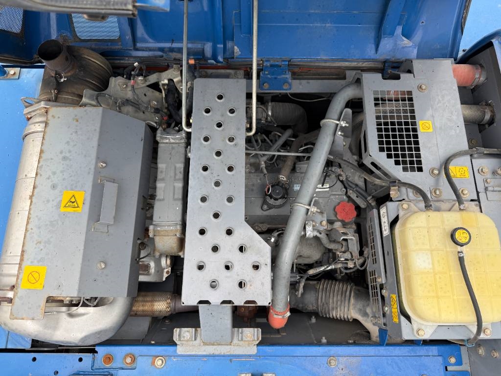 Hitachi ZX250LC-6 - Hammer Lines / Isuzu Engine