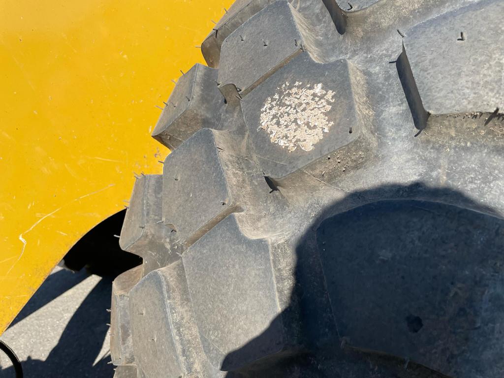 CAT 972M XE - CE / new tires / new bucket edge