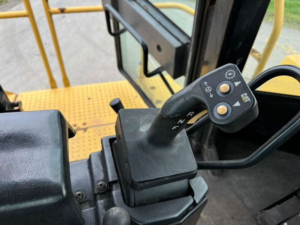 CAT 988H