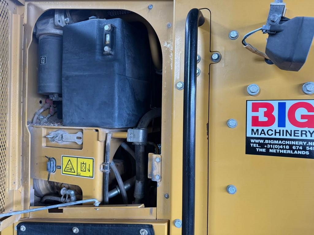 CAT 140M