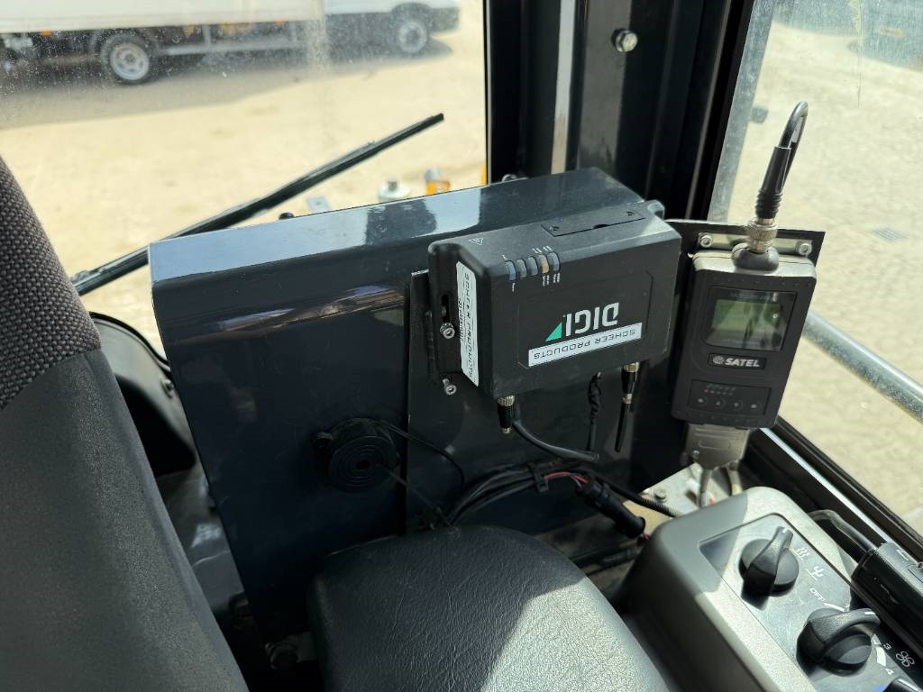Komatsu D61PXi-24 - Topcon 3D GPS / Folding Blade / Camera