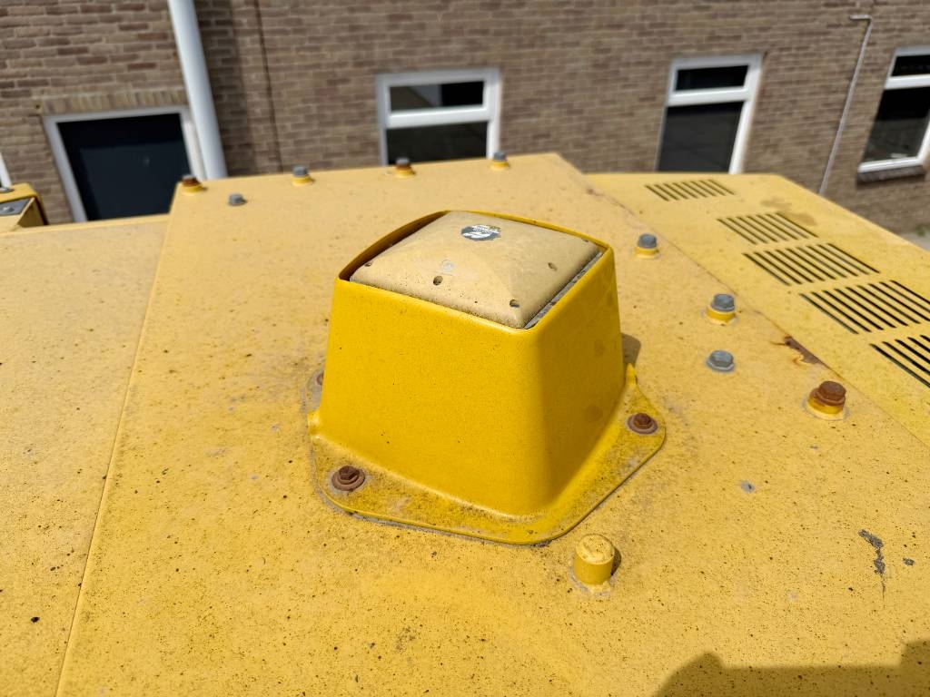 Komatsu D61PXi-24 - Topcon 3D GPS / Folding Blade / Camera