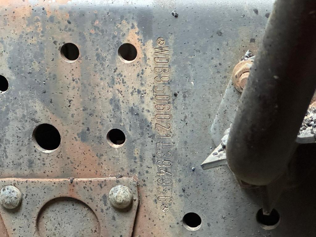 Mercedes-Benz Axor 2533 6x2x4 Rincheval Bitumensprayer / chip sp