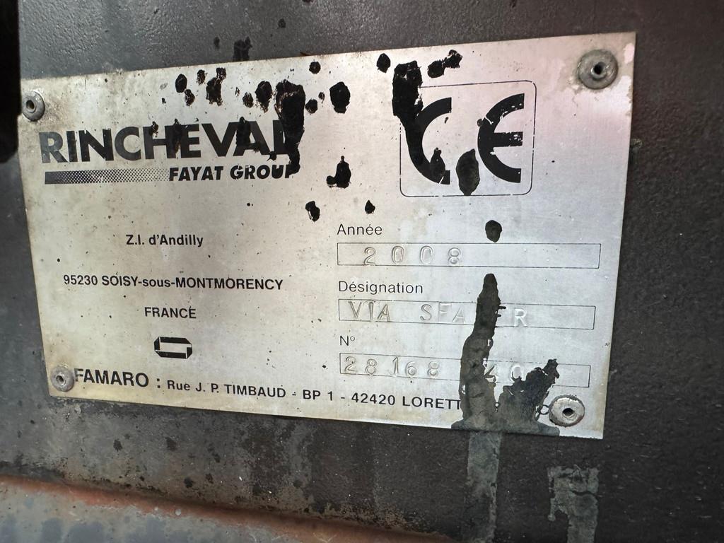 Mercedes-Benz Axor 2533 6x2x4 Rincheval Bitumensprayer / chip sp