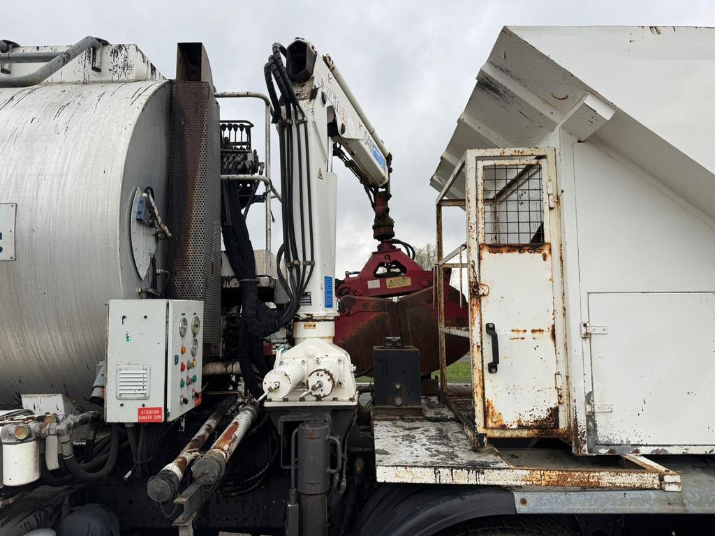 Mercedes-Benz Axor 2533 6x2x4 Rincheval Bitumensprayer / chip sp