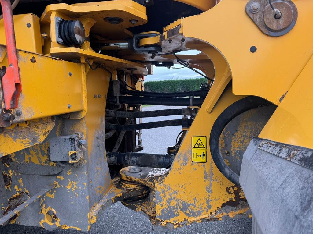 Volvo L220H