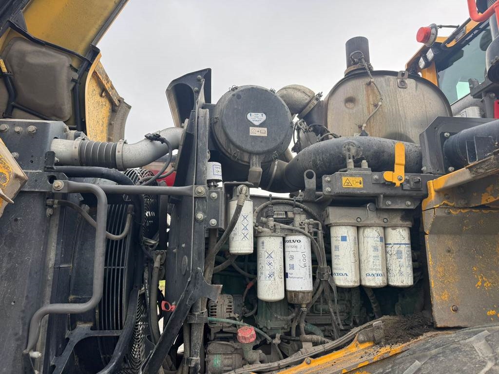 Volvo L220H