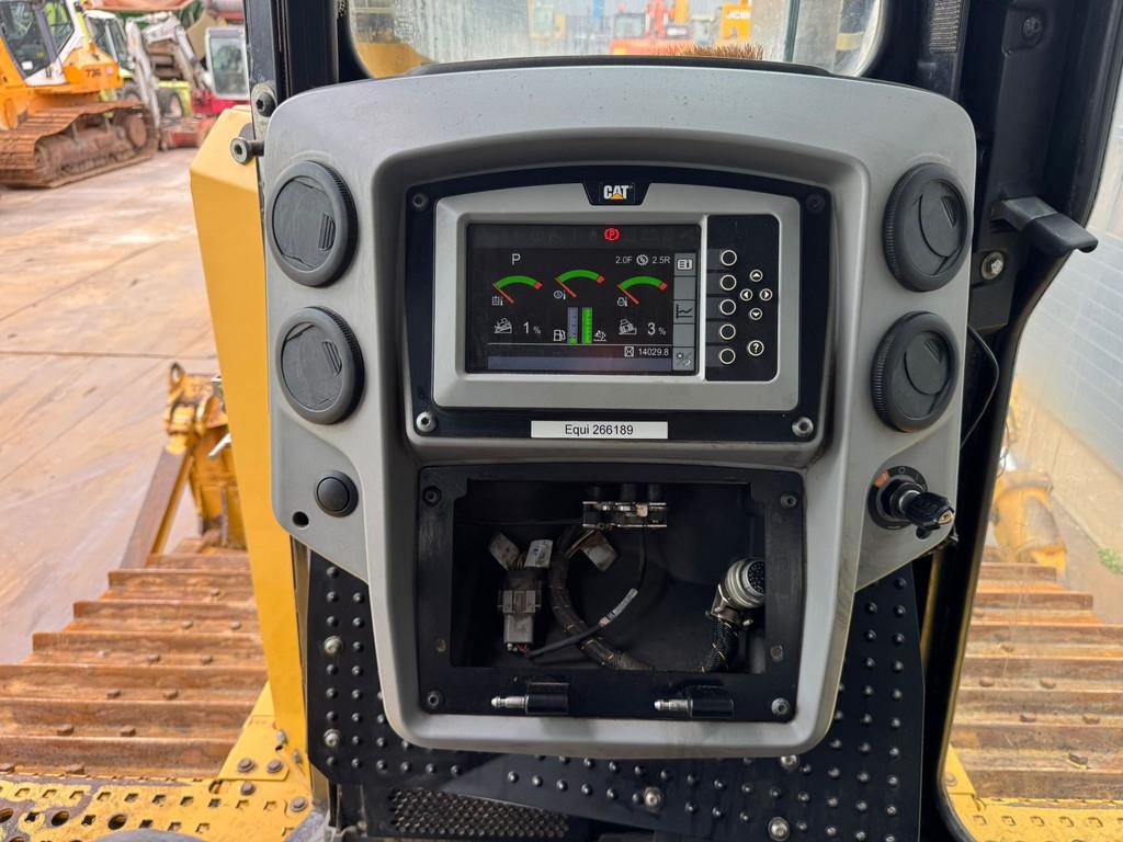 CAT D6T LGP