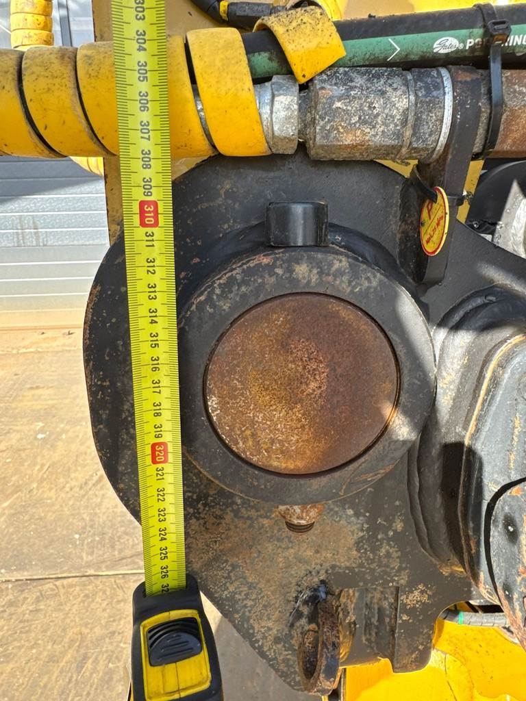 CAT 330FL