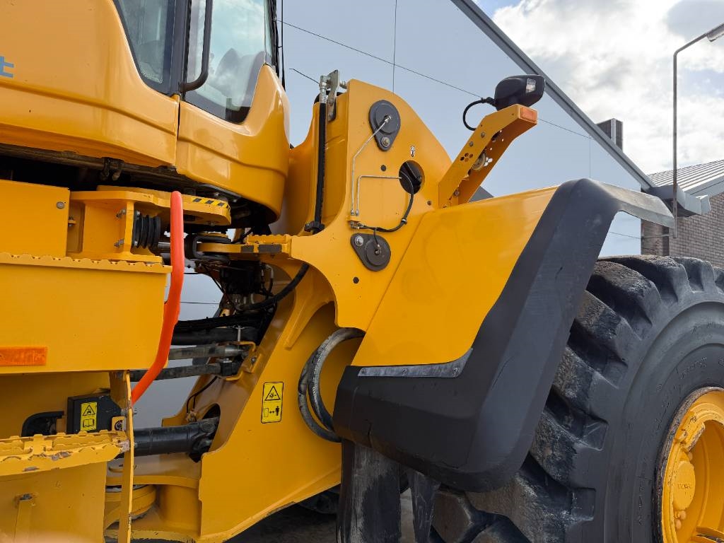 Volvo L220H - CDC / 3rd Function / Weight System