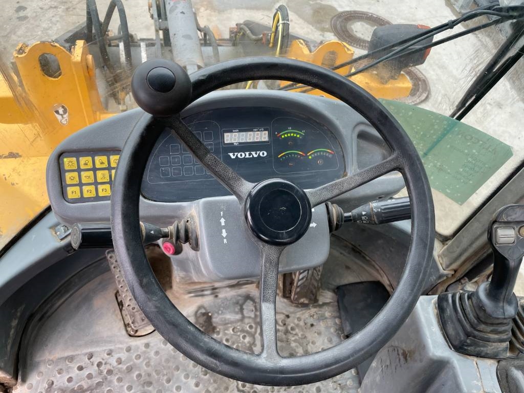 Volvo L 30 ZX