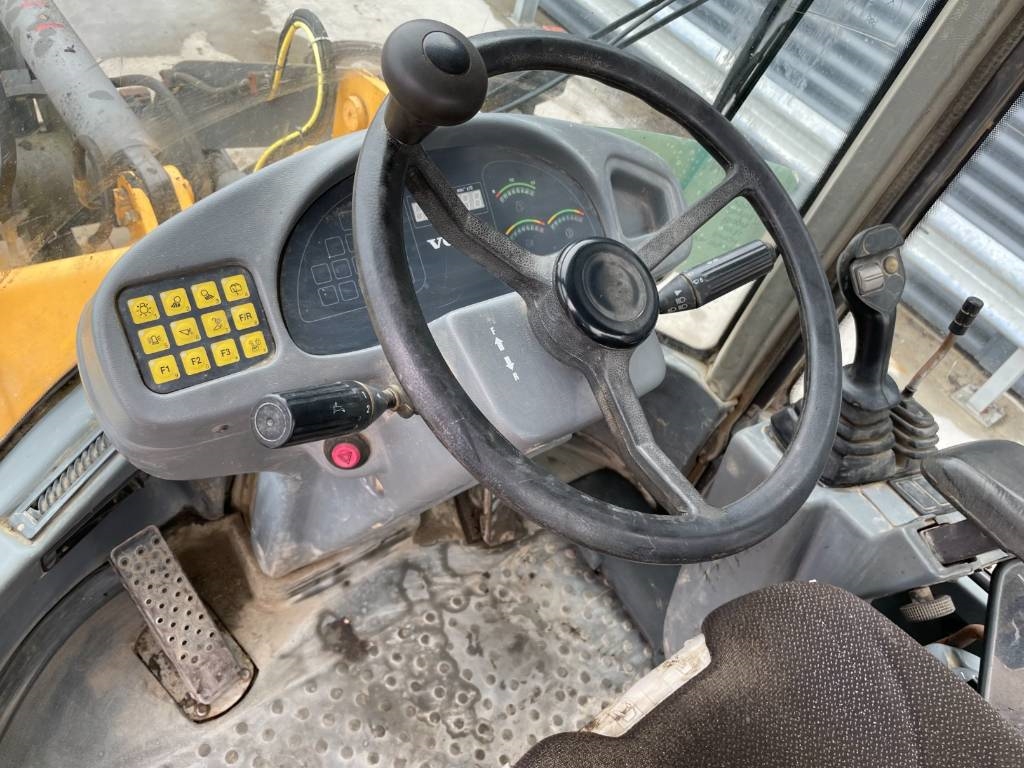 Volvo L 30 ZX