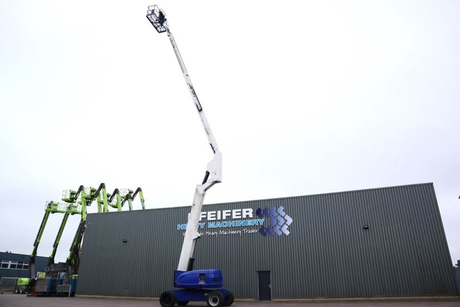 JLG 800AJ Diesel, 4x4x4 Drive, 26.5m Working Height, 1