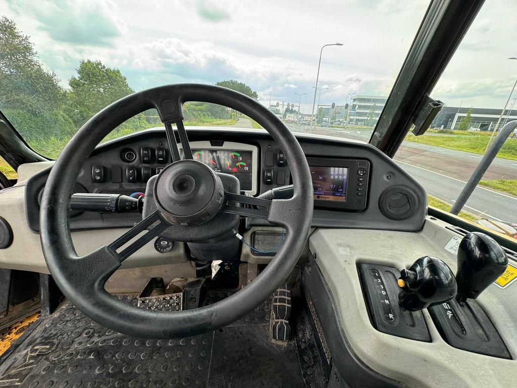 2011 Caterpillar 740B-44688961