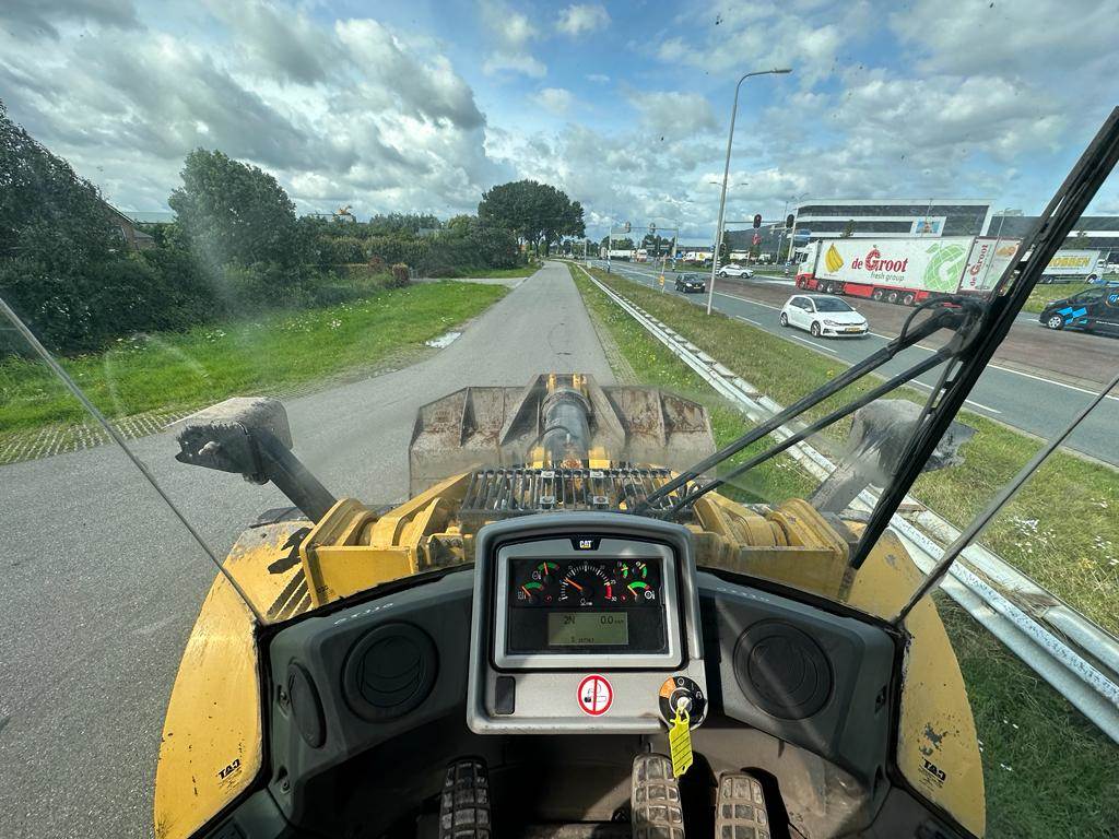 CAT 966M | 3th function