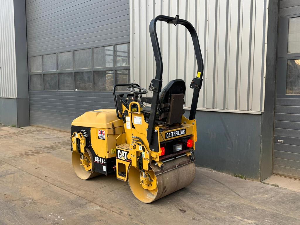CAT CB114