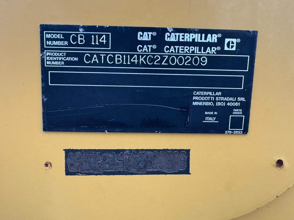 CAT CB114