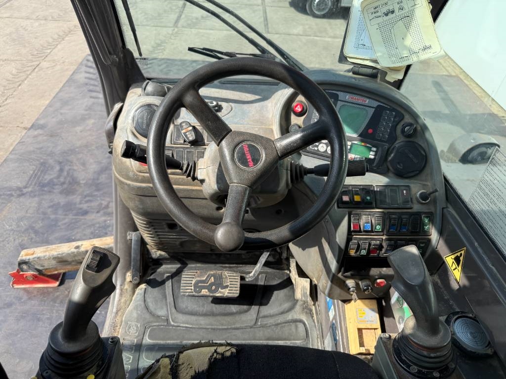 Manitou MRT 2150 Plus Privilege - 4x4x4 / Crab Mode