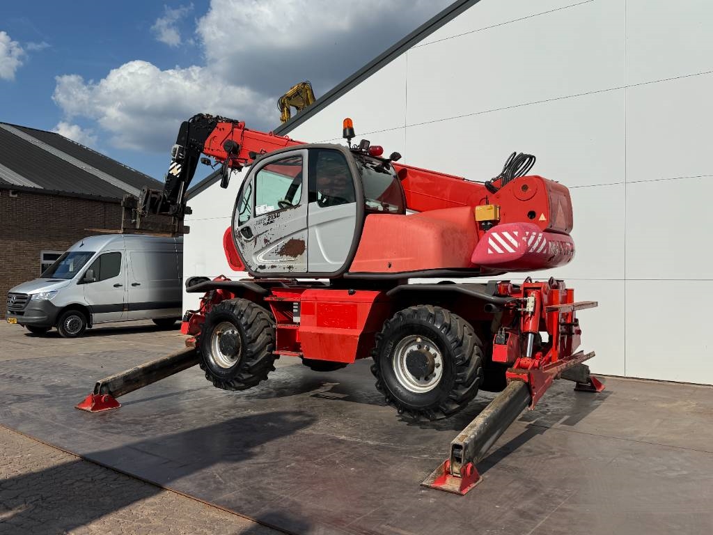 Manitou MRT 2150 Plus Privilege - 4x4x4 / Crab Mode
