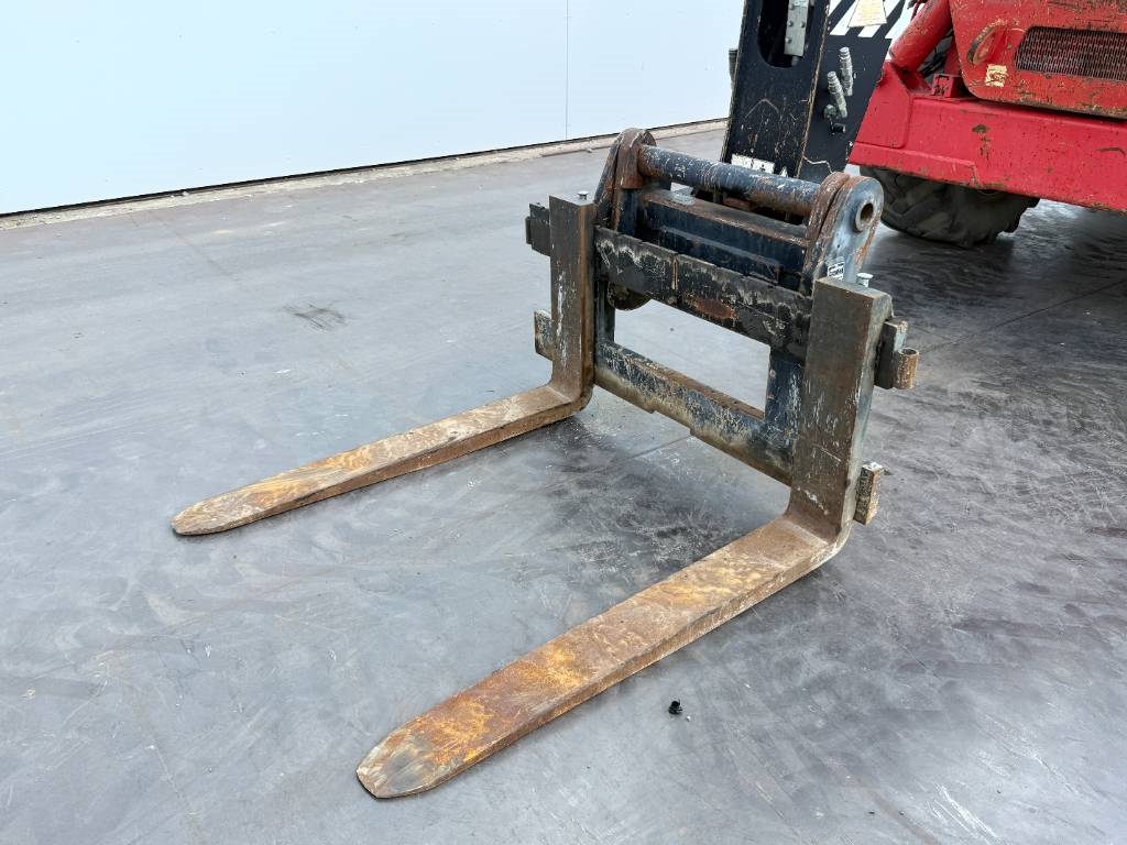 Manitou MRT 2150 Plus Privilege - 4x4x4 / Crab Mode