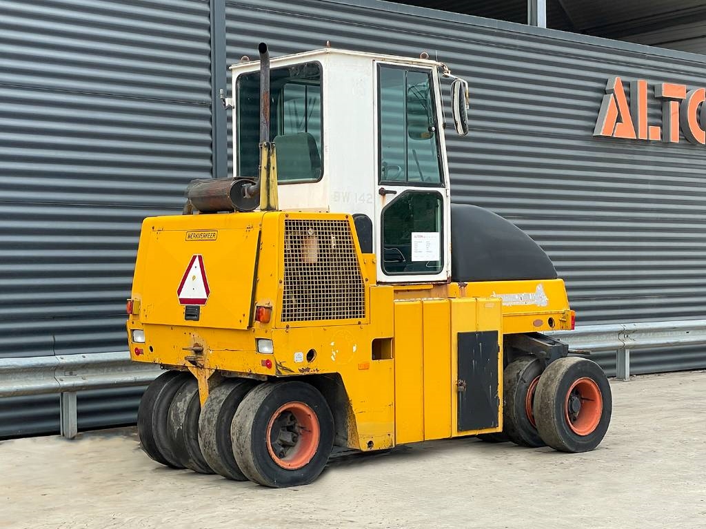 Dynapac CP 142