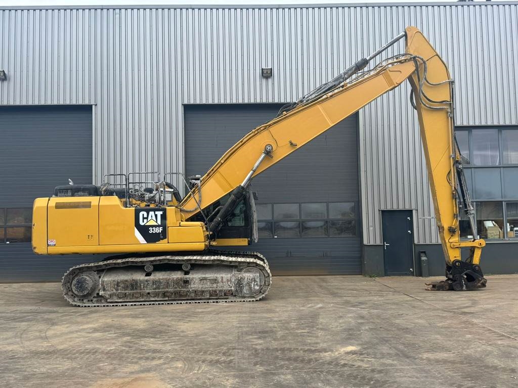 CAT 336FL Tracked material handler