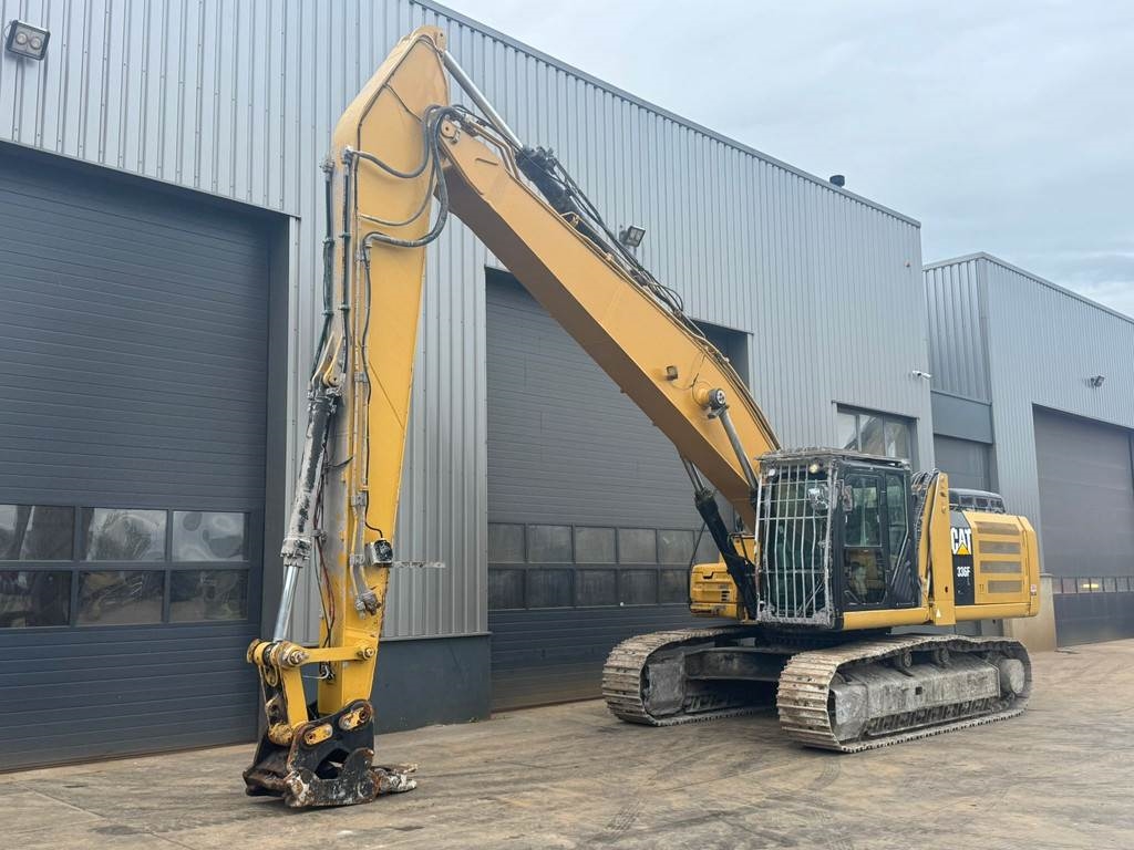 CAT 336FL Tracked material handler