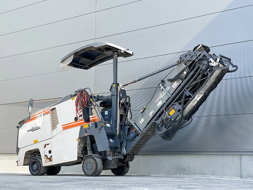 Wirtgen W 50 RI